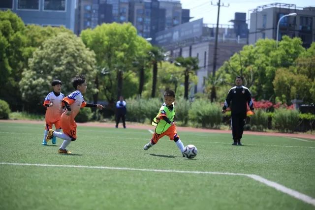 惨痛失利！中国男篮亚运会两连败收官，郭士强面临巨大压力